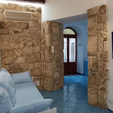 Charme Apartment Cefalu